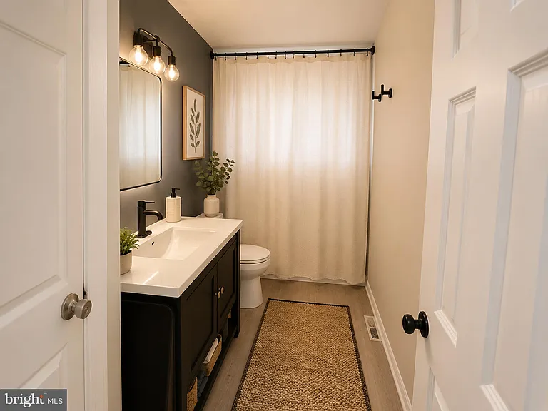 7 Tipton Dr — Photo 19