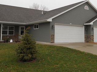 2398 Wisconsin St, Oshkosh, WI 54901