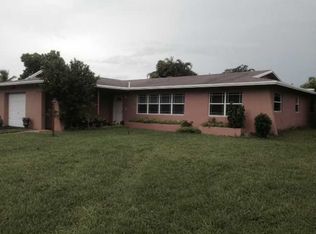 11611 Taft St, Pembroke Pines, FL 33026
