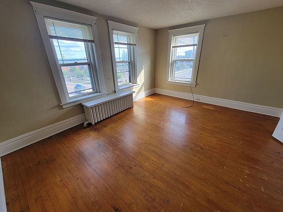 2nd image of 1201-1205 1/2 E 2nd St #4f6b9c381