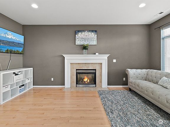 4th image of 6305 40th Street Ct E