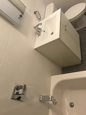 Rented by Capri Jet Realty Corp | media 11