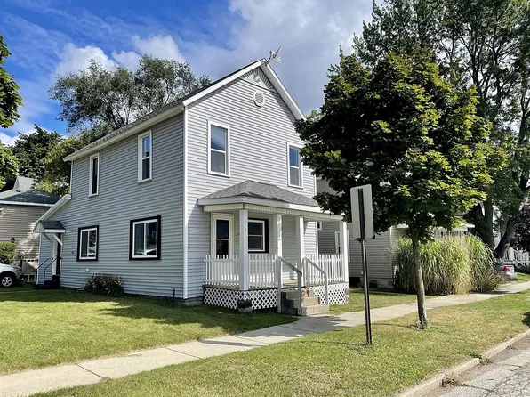 310 W Court St, Ludington, MI 49431