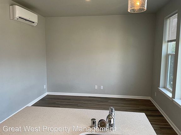 4th image of 3591-3595 S G St #15513264