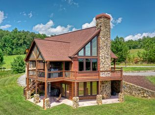 4 Pond Overlook Ln, Morganton, GA 30560