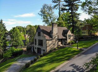 8 Sunset Dr, Fairmont, WV 26554