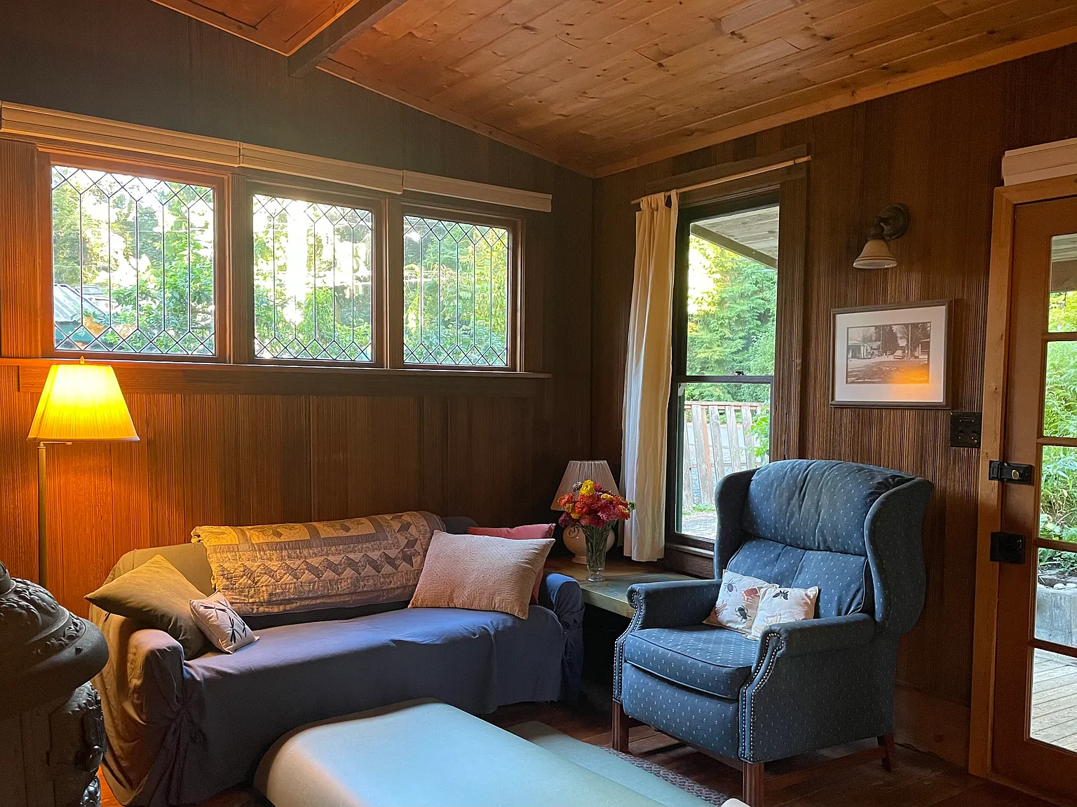 2 bed, 950 sqft, $1,200 — Photo 2