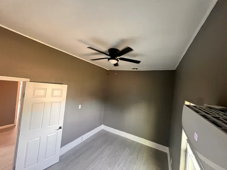 1012 Hancock Ave — Photo 19