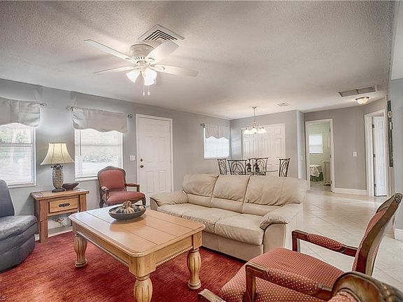 4th image of 27811 Quinn St