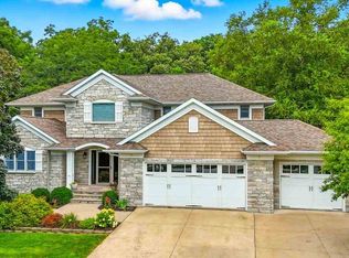 4629 Running Deer Ct NE, Iowa City, IA