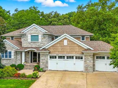 4629 Running Deer Ct NE, Iowa City, IA, 52240