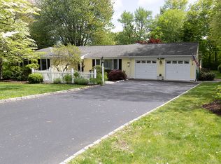 146 W Rocks Rd, Norwalk, CT 06851