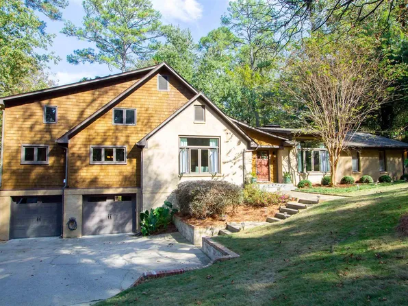 3124 Warrington Rd, Mountain Brook, AL 35223