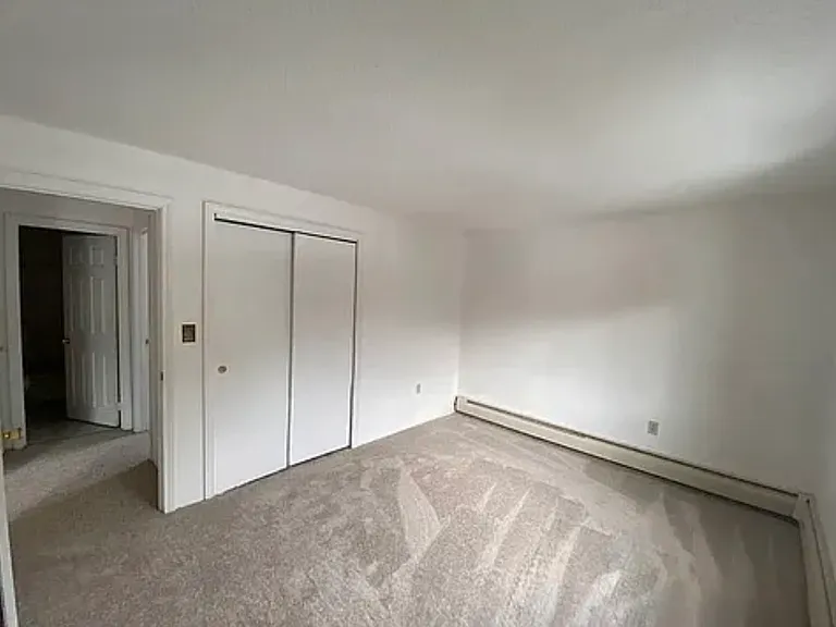 1426 Bodwell Rd #1 — Photo 12