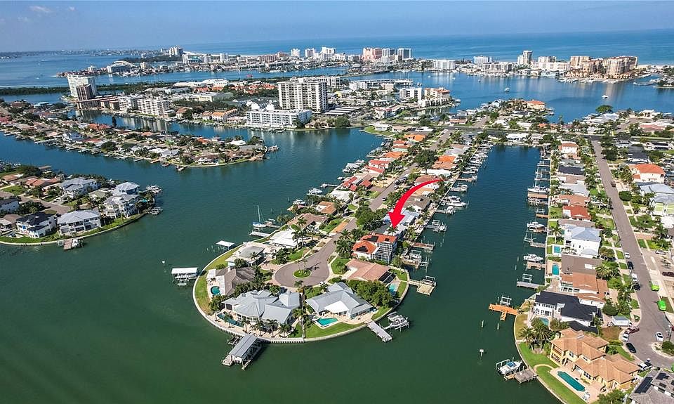 1st image of 440 PALM ISLAND SE