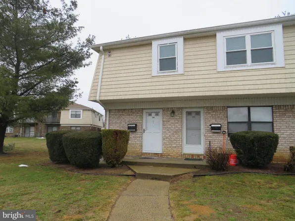 1816 Silver Ct, Hamilton, NJ 08690
