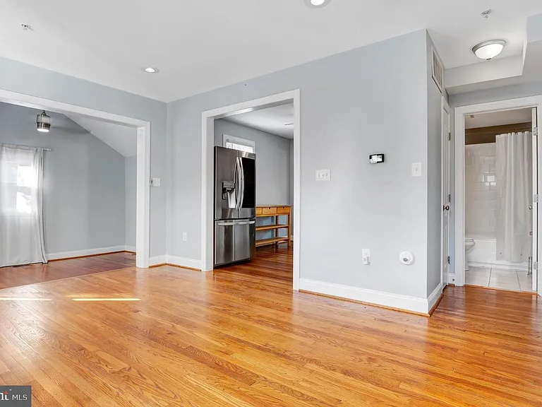 1202 President St — Photo 3