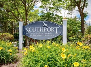 1 Kettle Ln #42, Mashpee, MA 02649