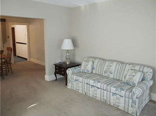 4th image of 713 S 30th St