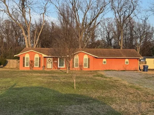 903 Highway 82 W, Indianola, MS 38751