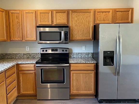 5th image of 7401 Larkspur Ct