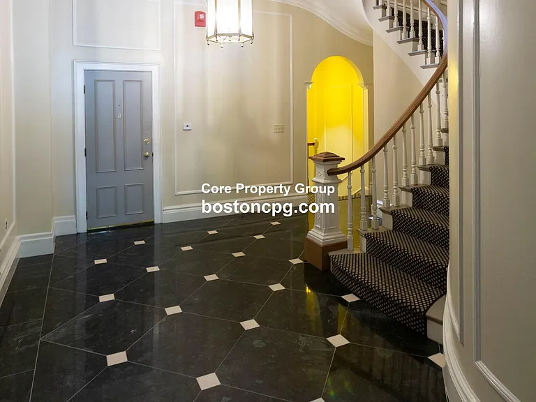 233 Beacon St #2 — Photo 15