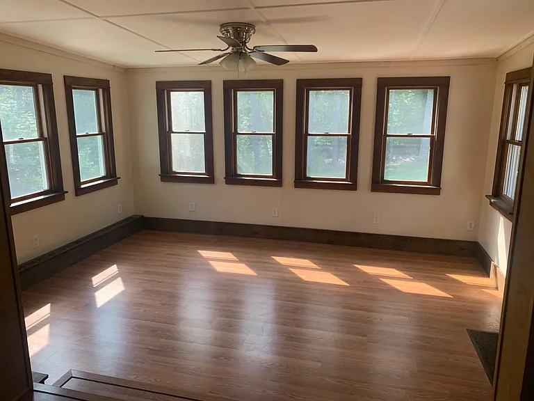 731 College Ave — Photo 13