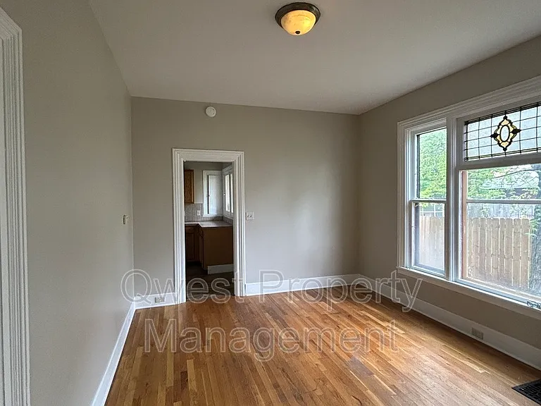 221 Hollister Ave SE #1 — Photo 4