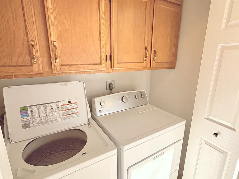 726 Lillian Ln #202 — Photo 30