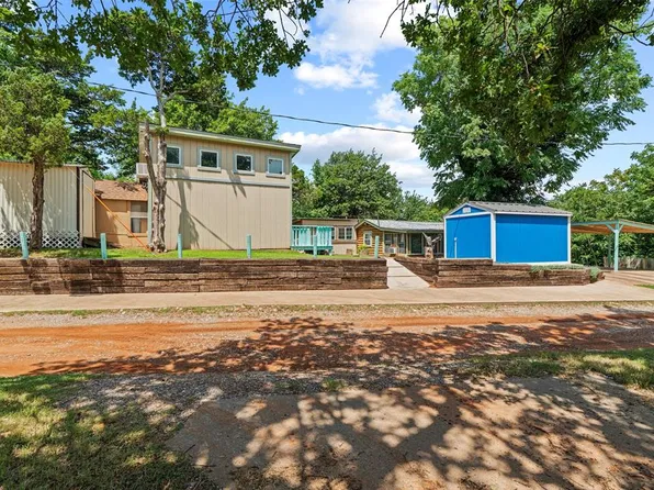 21306 E 10th St, Hinton, OK 73047