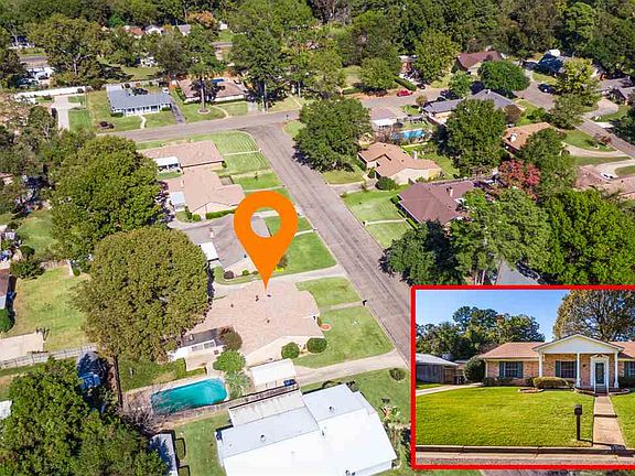 3rd image of 711 Tallwood Ln