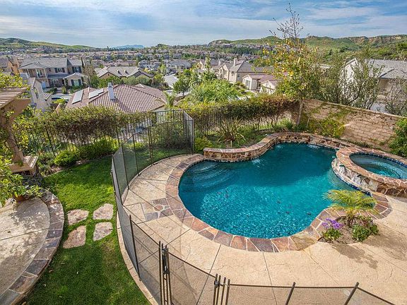 3rd image of 3463 Whispering Glen Ct