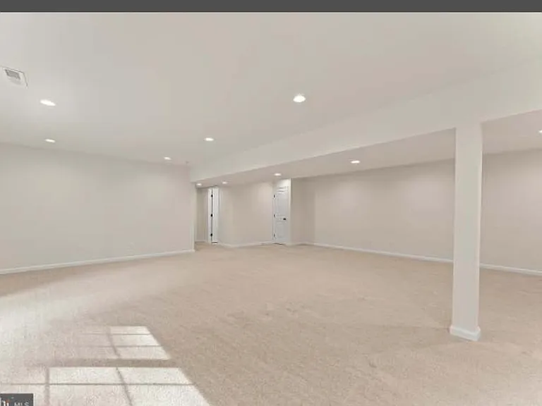 Michael Dr — Photo 1