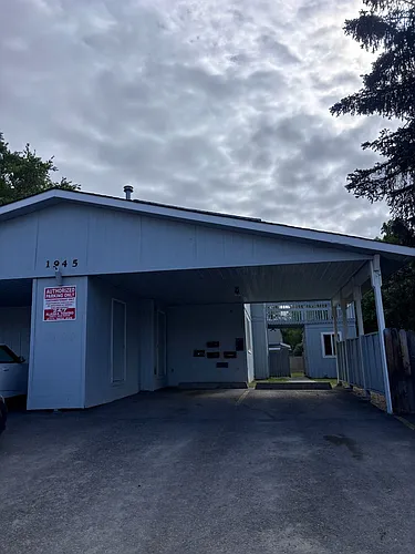 1945 Karluk St Photo 1