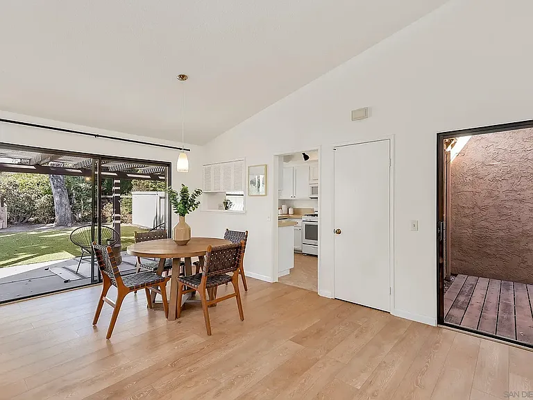 13488 Grain Ln — Photo 4