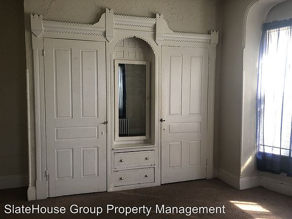 5th image of 124 S Pine St
