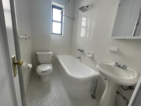 43-28 41st Street 2 image 8 of 9