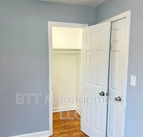8804 Bradford Rd #1 — Photo 34