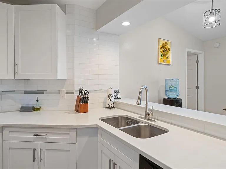 14733 Norwood Oaks Dr #201 — Photo 9