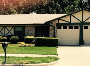 1008 Wembley Rd, Arlington, TX 76014