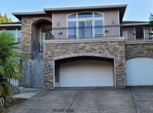 14680 SE Poppy Hills Dr, Happy Valley, OR 97086