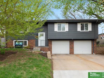 7810 Elm Dr, La Vista, NE, 68128