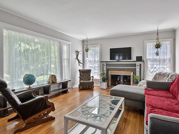5th image of 1201 Diamond Ave NE