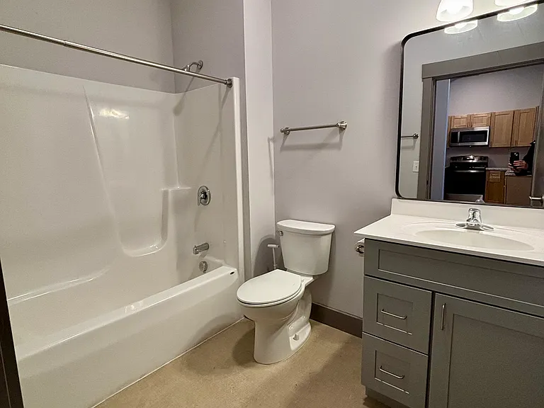 366 Main St #11 — Photo 5
