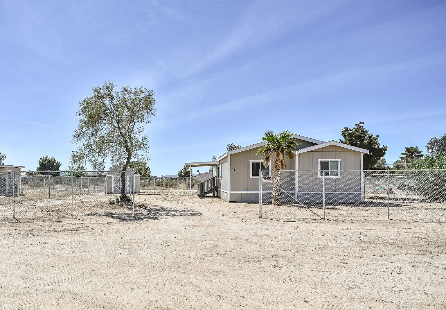 3 bed, 2.0 bath, 1400 sqft, $1,500 — Photo 1