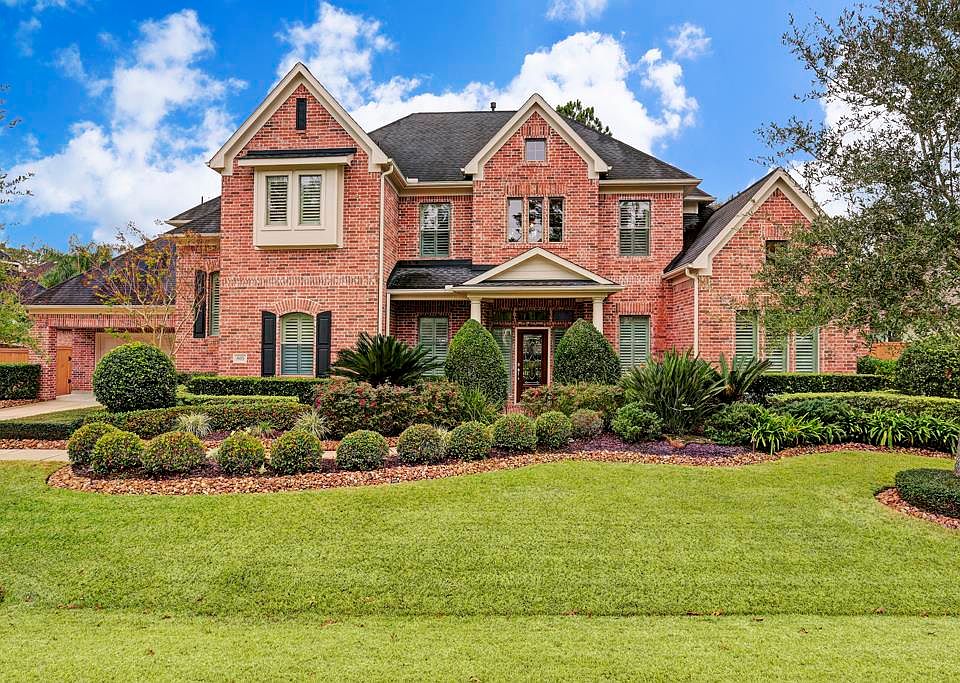 1st image of 803 Shady Bend Ln