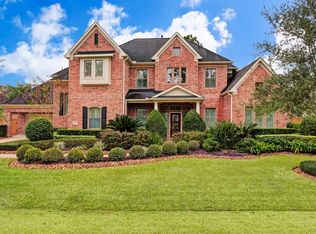 803 Shady Bend Ln, Friendswood, TX 77546