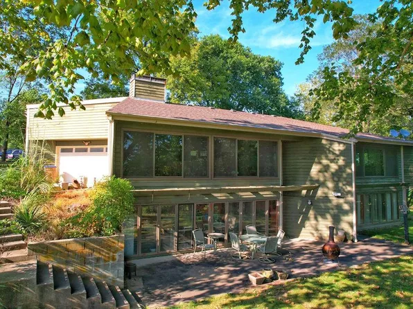 1406 N St, Atchison, KS 66002