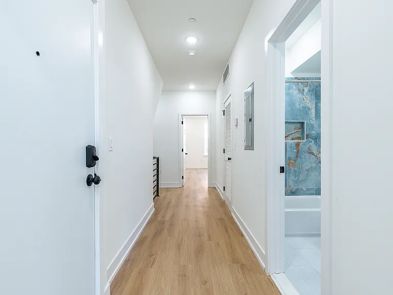 737 N 42nd St #1 — Photo 15