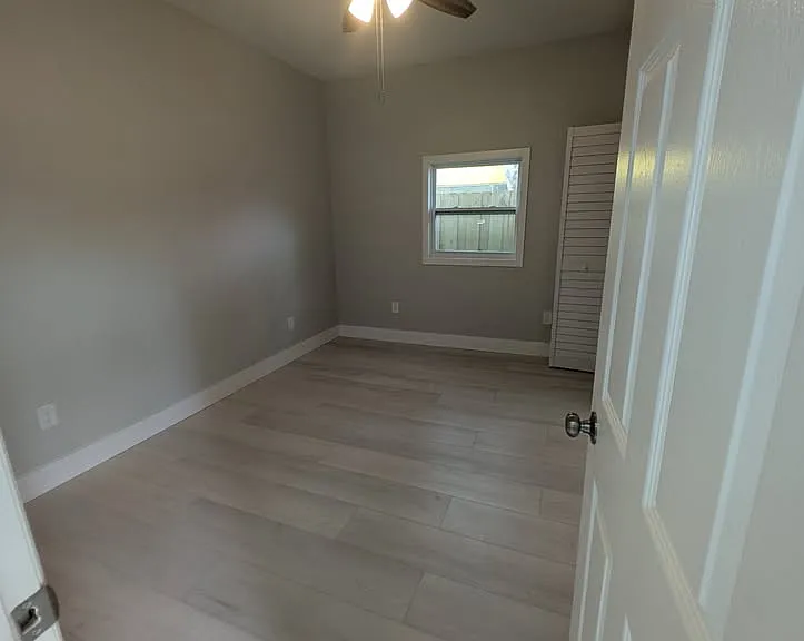2920 Division Dr N #2 — Photo 2
